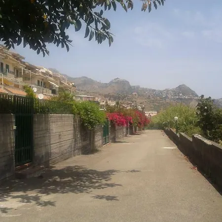 Casa Sileno Apartamento Giardini Naxos